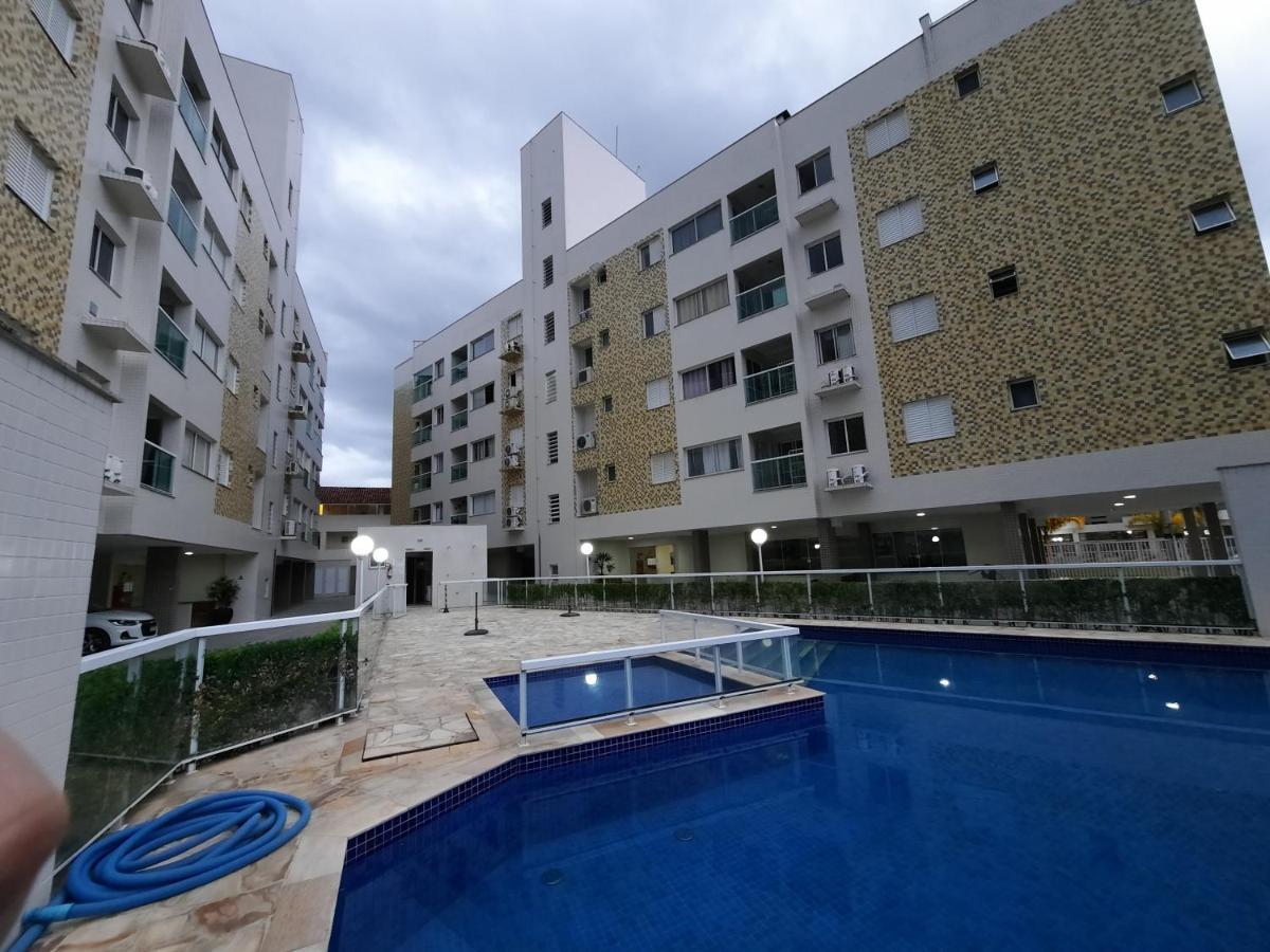 Apartamento Avenida Wilson Ubatuba Luaran gambar